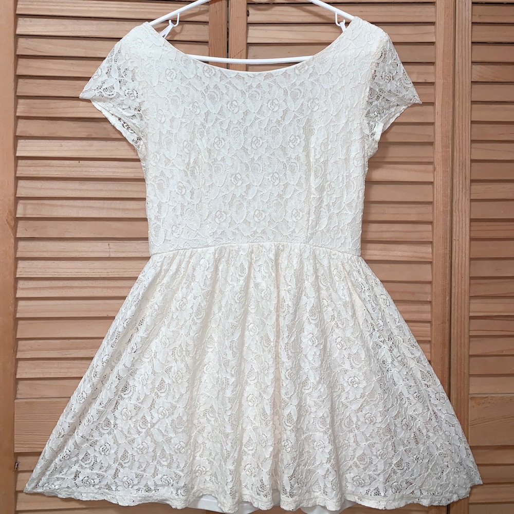 Floral Laced Dress (Mini)